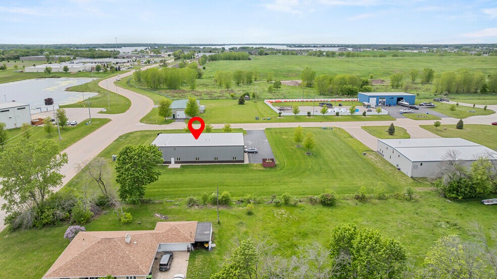 More Photos Of 3160 Fernau ct, Oshkosh Warehouse For Sale