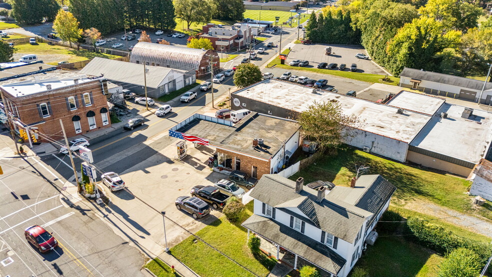 More Photos Of 204 Main St, King Convenience Store For Sale