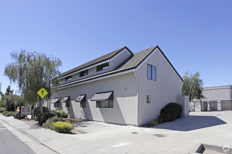 More Photos Of 2851 Research Park Dr, Soquel Service For Lease
