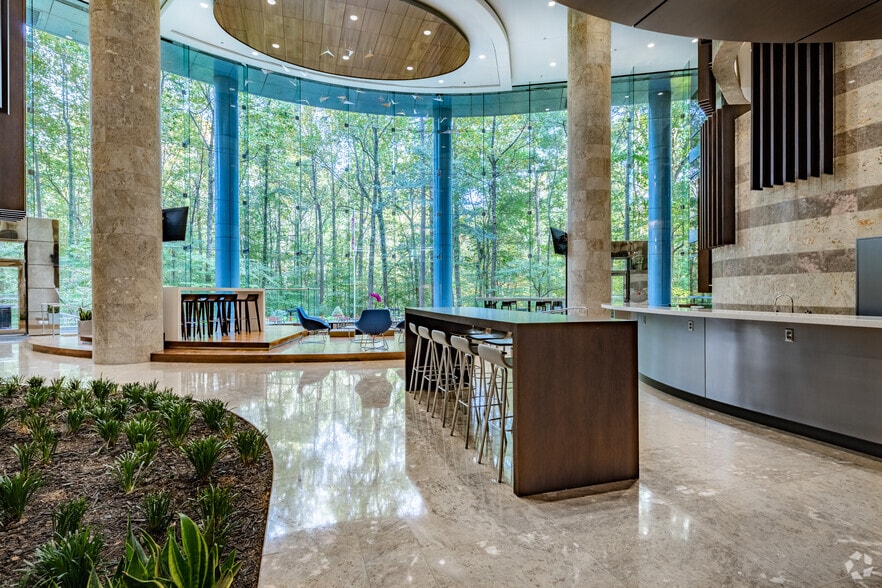 More Photos Of 2500 Windy Ridge Pky SE, Atlanta Office For Lease