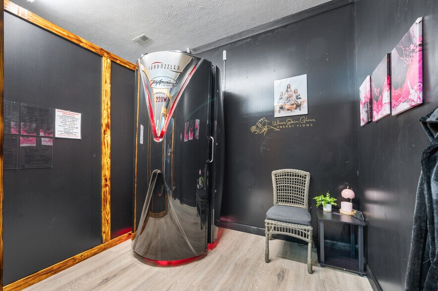 More Photos Of 8826 34 Rd, Cadillac Storefront For Sale