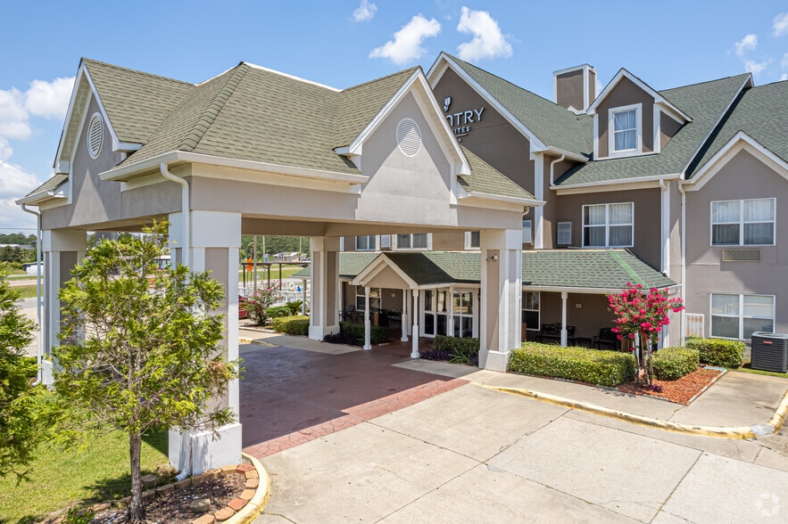 More Photos Of 13900 Wilfred Seymour Rd, Ocean Springs Hotel For Sale