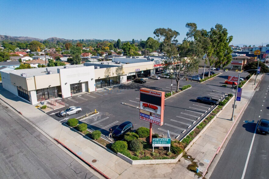 More Photos Of 14153 Whittier Blvd, Whittier Unknown For Lease