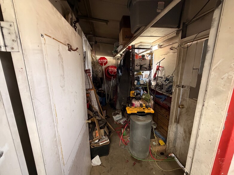 More Photos Of 1715 N Poplar St, Leadville Auto Repair For Sale
