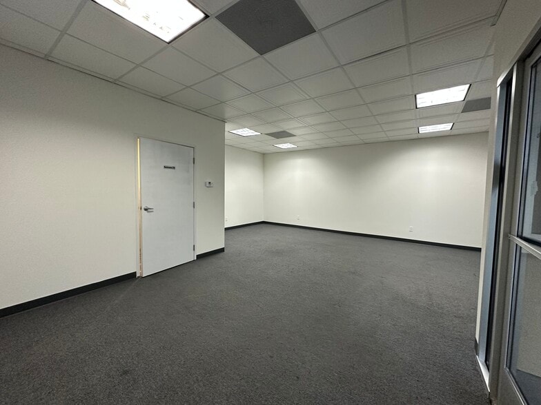 More Photos Of 17100 Norwalk Blvd, Cerritos Office For Sale