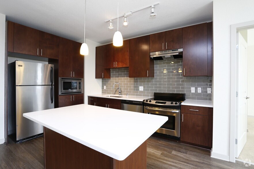 More Photos Of 2424-2434 W Caithness Pl, Denver Apartments For Lease