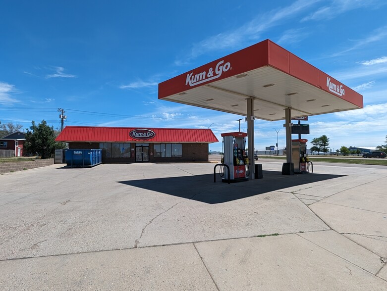 Primary Photo Of 411 1st SW ave, Bowman Convenience Store For Sale