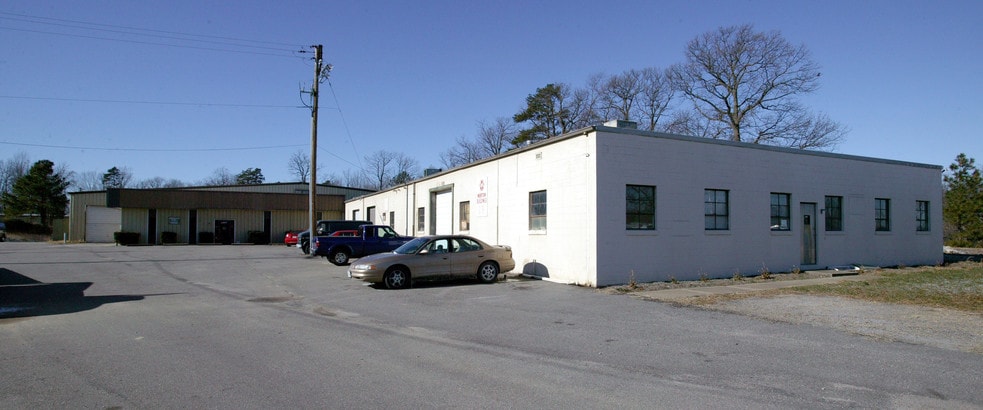 Primary Photo Of 1601 W Hundred Rd, Chester Warehouse For Sale