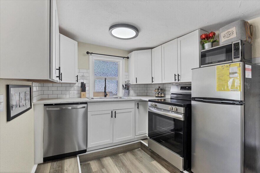 More Photos Of 115 Friendship Ln, Englewood Apartments For Sale