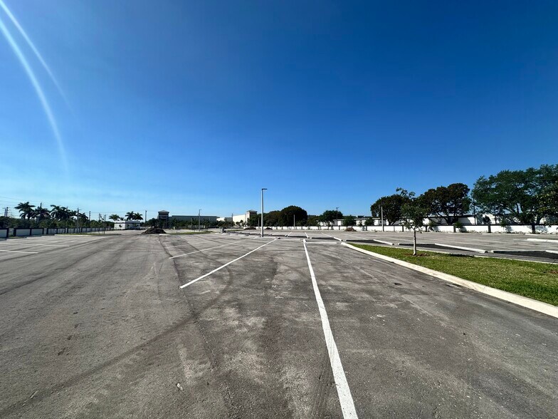 More Photos Of 1501 NW 18th St, Pompano Beach Land For Lease