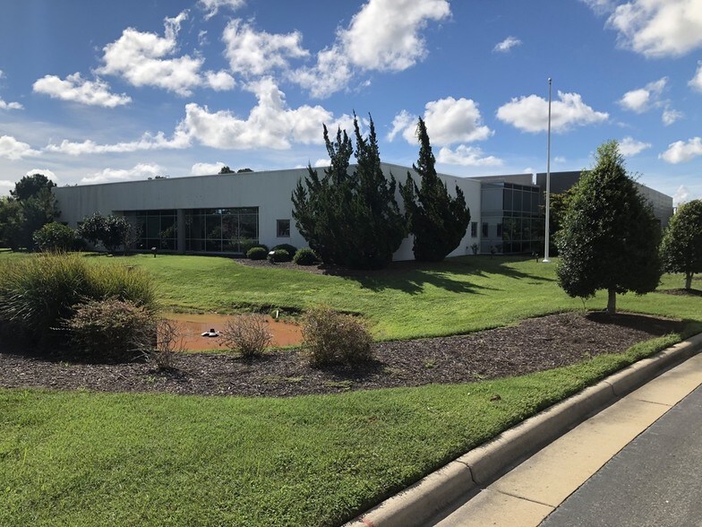 More Photos Of 112 Corporate Dr, Elizabeth City Office For Sale