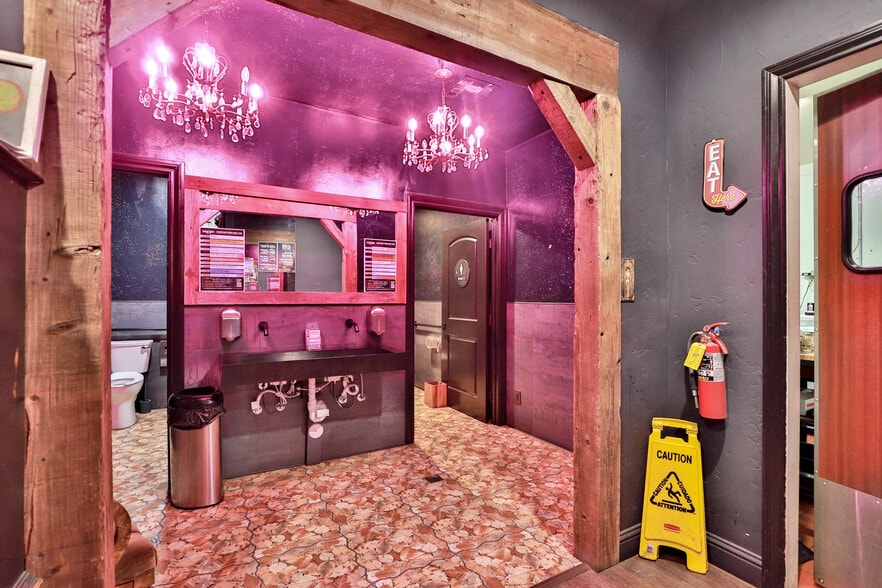 More Photos Of 251-253 Main St, Placerville Restaurant For Sale