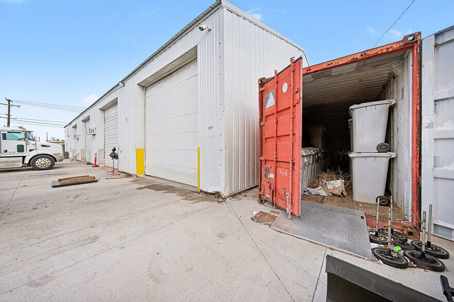 More Photos Of 420 15th St, Greeley Service For Sale