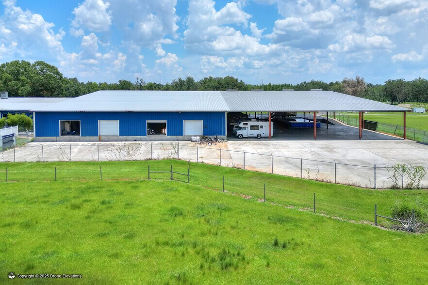 More Photos Of 3701 E Trapnell Rd, Plant City Distribution For Sale