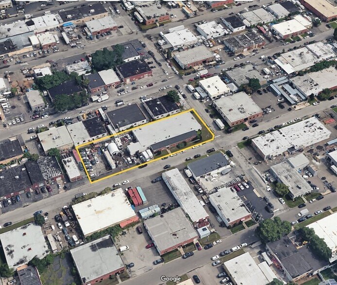 Primary Photo Of 134 Rome St, Farmingdale Manufacturing For Sale