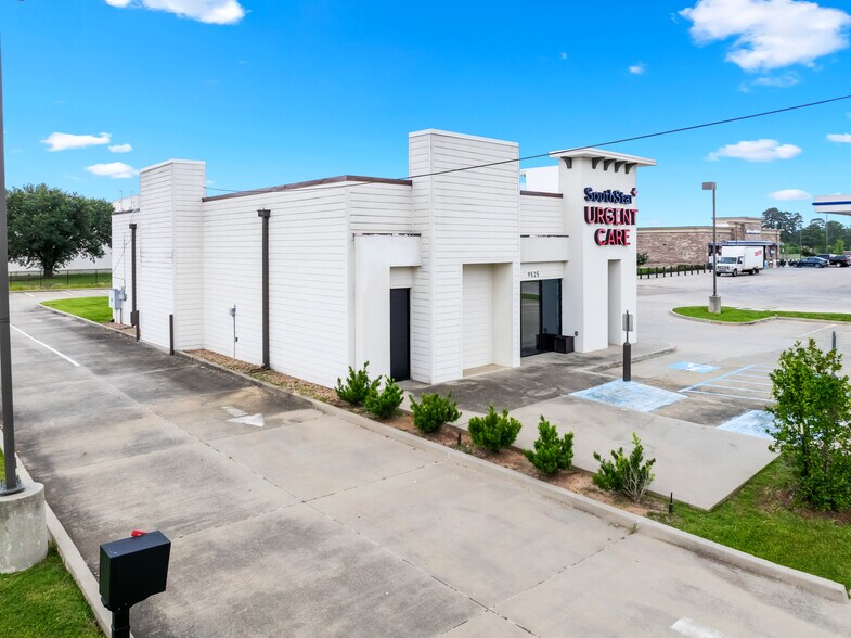More Photos Of 9525 Mansfield Rd, Shreveport Healthcare For Sale