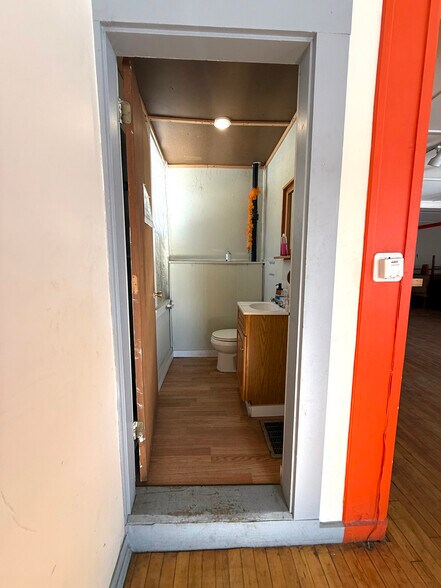 More Photos Of 27 Huckins Rd, Epsom Service For Lease