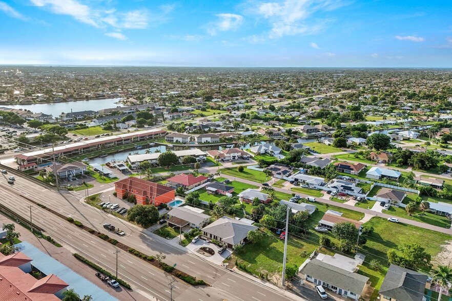 More Photos Of 225 Cape Coral Pky E, Cape Coral Apartments For Sale