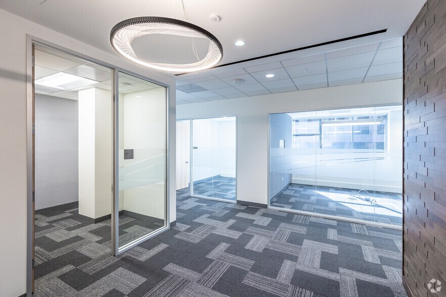 More Photos Of 550 California St, San Francisco Office For Sale