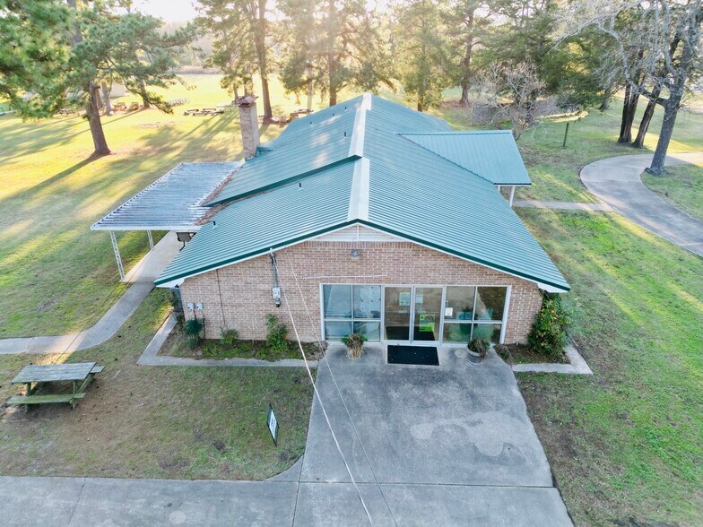 More Photos Of 9126 US Highway 271, Tyler Office Residential For Sale