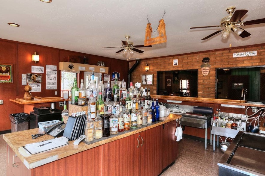 More Photos Of 7783 W Ralls Dr, Strawberry Restaurant For Sale