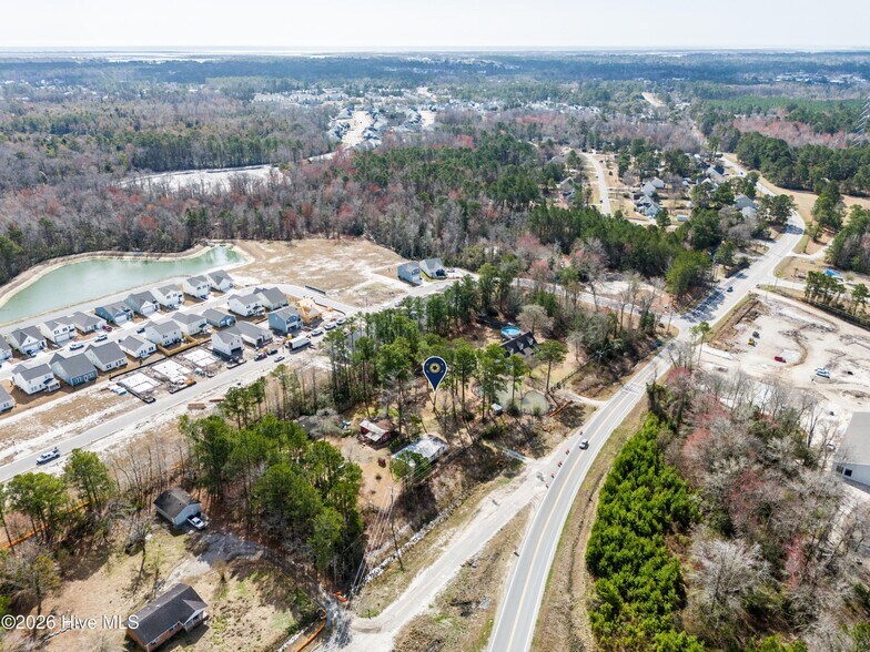 More Photos Of 1098 Hoover Rd, Hampstead Specialty For Sale