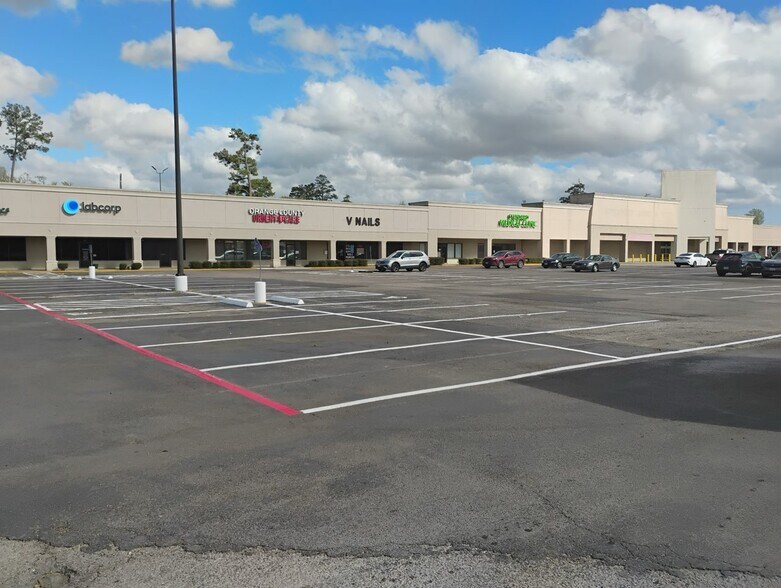 More Photos Of 220 Strickland Dr, Orange Unknown For Lease