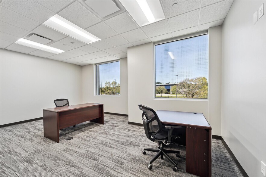 More Photos Of 14450 John F Kennedy Blvd, Houston Office For Lease
