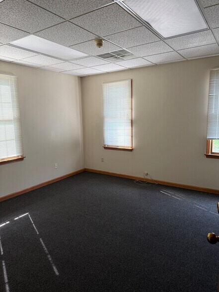 More Photos Of 151 W Genesee St, Lockport Loft Creative Space For Lease