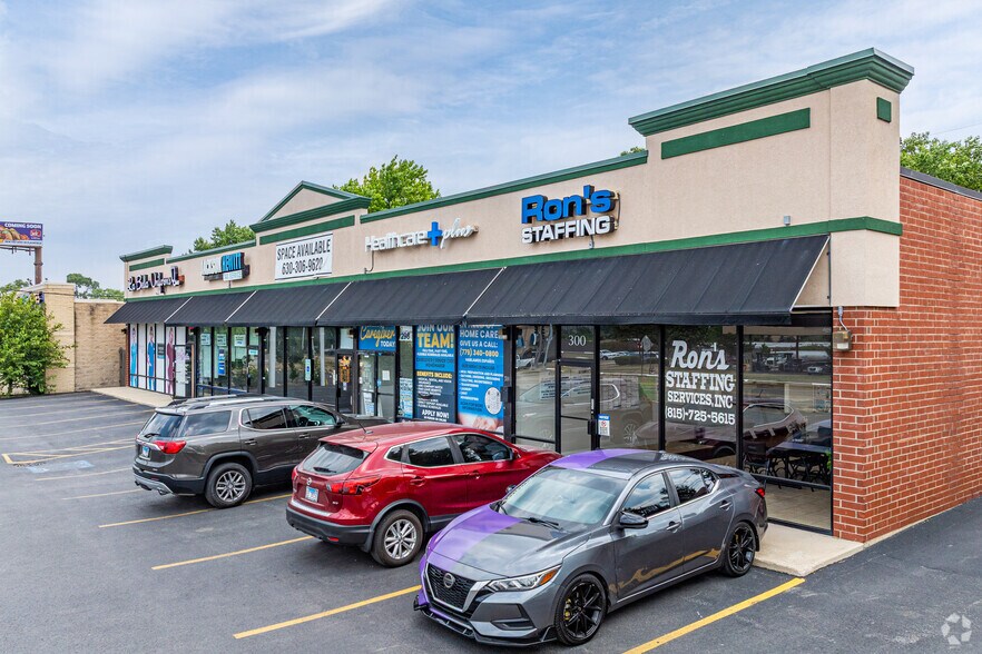 Primary Photo Of 284-300 S Larkin Ave, Joliet Storefront For Lease
