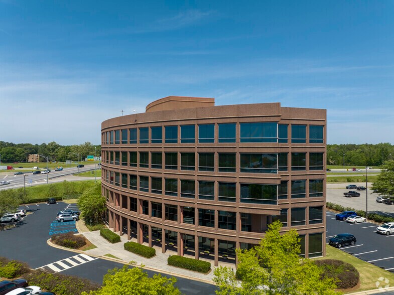 More Photos Of 4001 Carmichael Rd, Montgomery Office For Lease