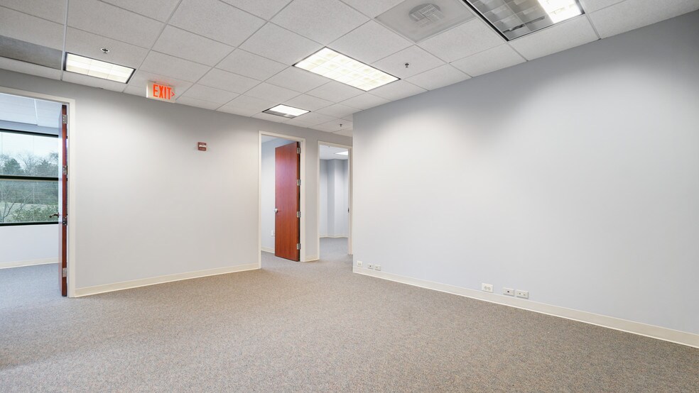 More Photos Of 9161 Liberia Ave, Manassas Medical For Lease