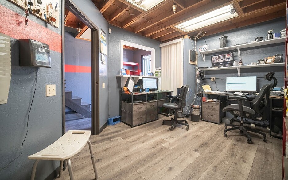 More Photos Of 1146 N Melrose Dr, Vista Warehouse For Sale