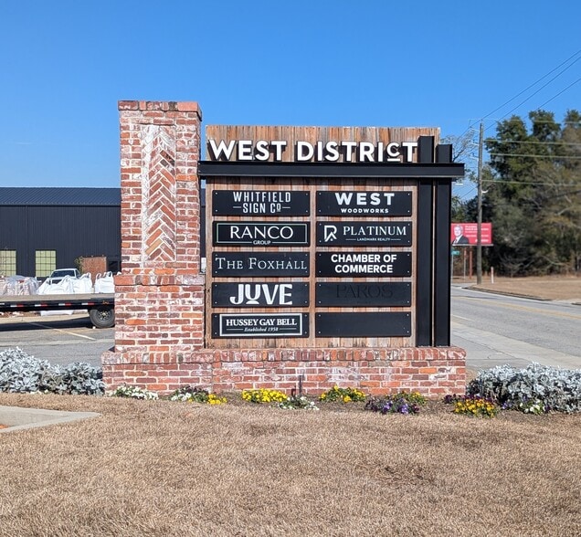 More Photos Of 91 S College St, Statesboro Warehouse For Sale