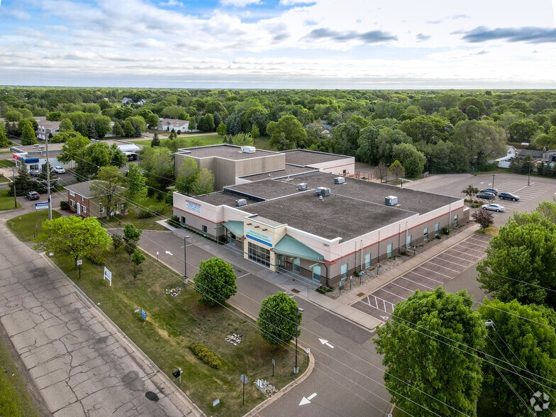 More Photos Of 13001 NE Central Ave, Blaine Freestanding For Lease