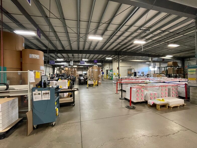 More Photos Of 5568 Davison Rd, Lockport Manufacturing For Lease