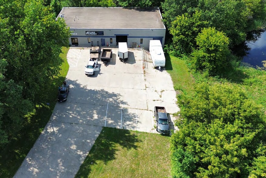 More Photos Of 15804 NE Central Ave, Ham Lake Freestanding For Lease