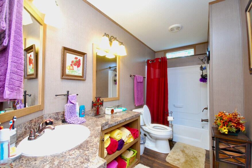 More Photos Of 12604 N State Highway 95, Cistern Restaurant For Sale