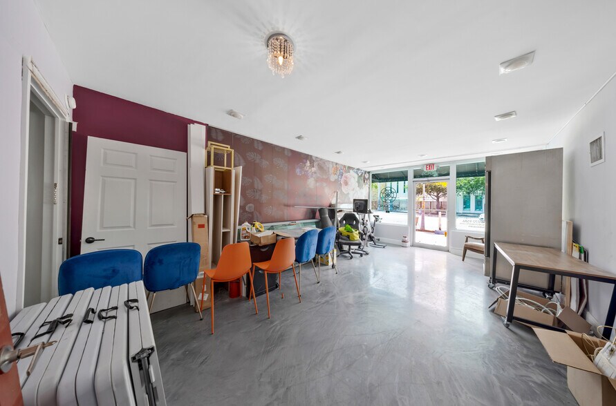 More Photos Of 7613-7617 Biscayne Blvd, Miami Storefront Retail Office For Sale