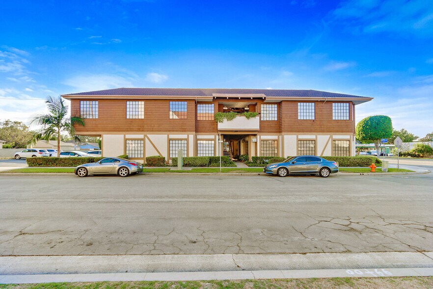 More Photos Of 750 E Chapman Ave, Orange Office Residential For Lease