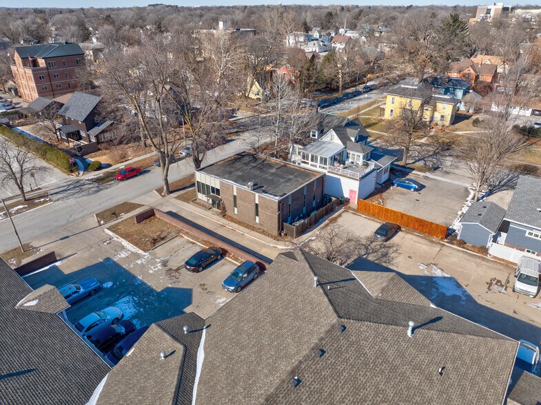 More Photos Of 618 Douglas Ave, Ames Office For Lease