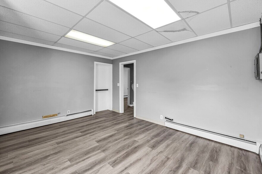More Photos Of 29436 Euclid Ave, Wickliffe Office Residential For Lease