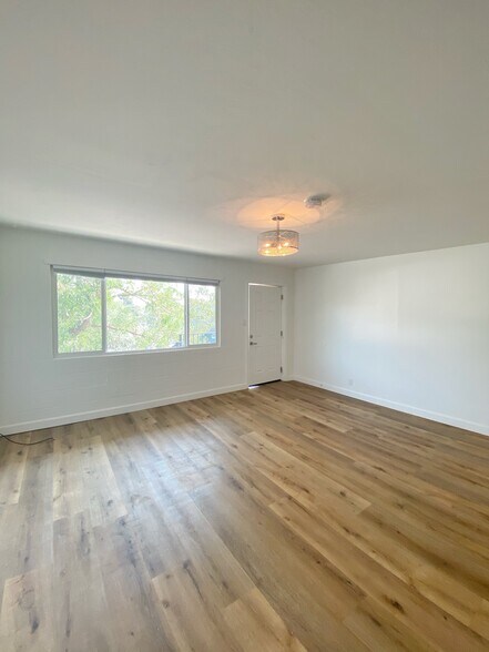 More Photos Of 630 Sinclair St, Reno Apartments For Sale