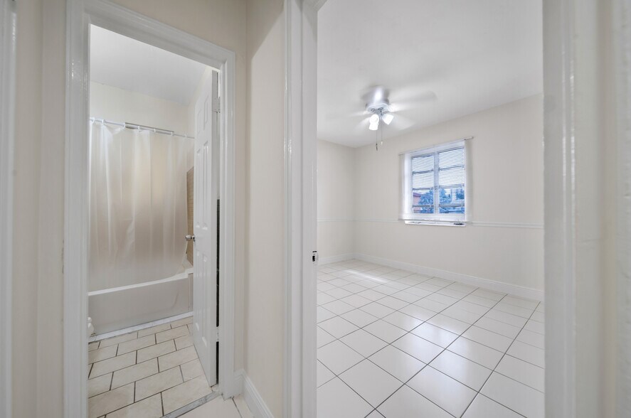 More Photos Of 931 SW 3rd St, Miami Apartments For Sale
