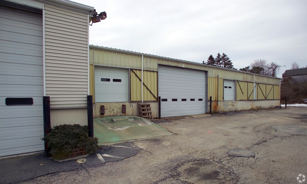 More Photos Of 35 Iyannough Rd, Hyannis Refrigeration Cold Storage For Sale