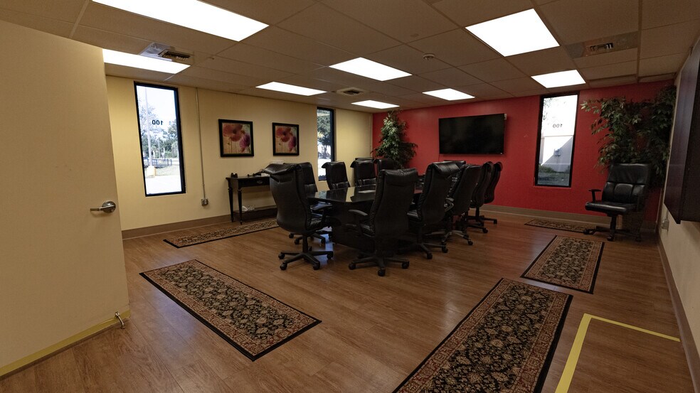 More Photos Of 8190 Pensacola Blvd, Pensacola Specialty For Sale