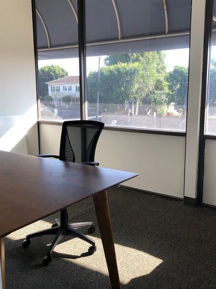 More Photos Of 895 E Yorba Linda Blvd, Placentia Office For Lease