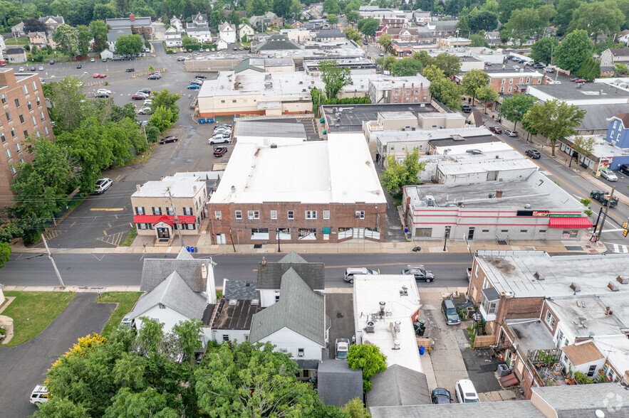 Primary Photo Of 14 E Moreland Ave, Hatboro Freestanding For Sale