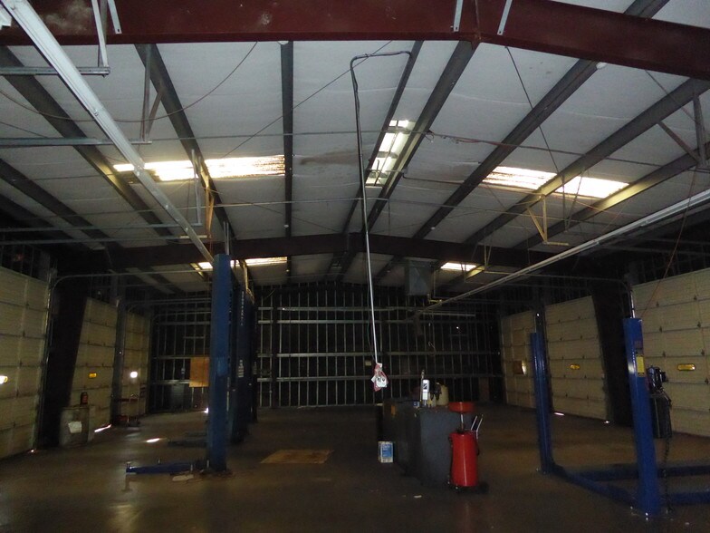 More Photos Of 1946 Davis St, San Leandro Auto Repair For Sale