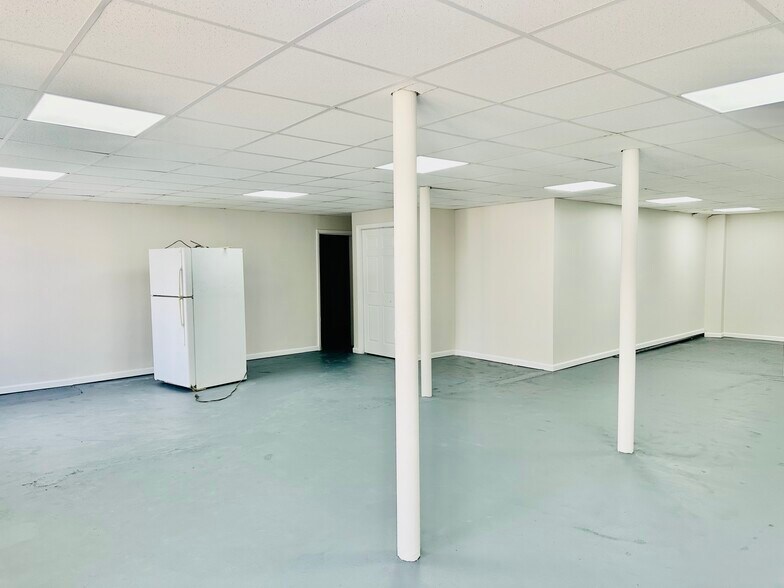 More Photos Of 301 Baltimore Ave, Cumberland General Retail For Sale